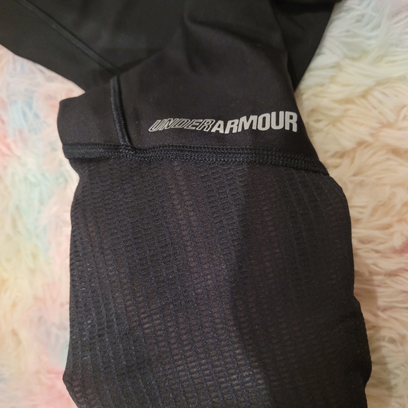 ***SOLD***Black Under Armour legging Size M - Picture 3 of 4